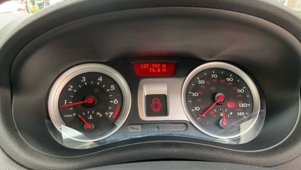 Renault Clio Dynamique (2007) 1.4 16v Dynamique Hatchback 3dr Petrol Manual (2007)