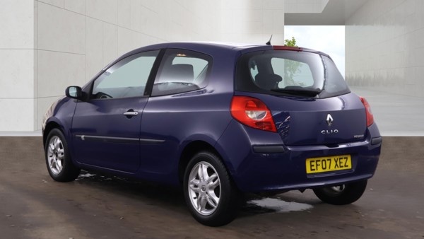 Renault Clio Dynamique (2007) 1.4 16v Dynamique Hatchback 3dr Petrol Manual (2007)